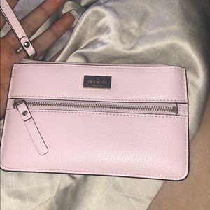 A beautiful Kate spade wristlet